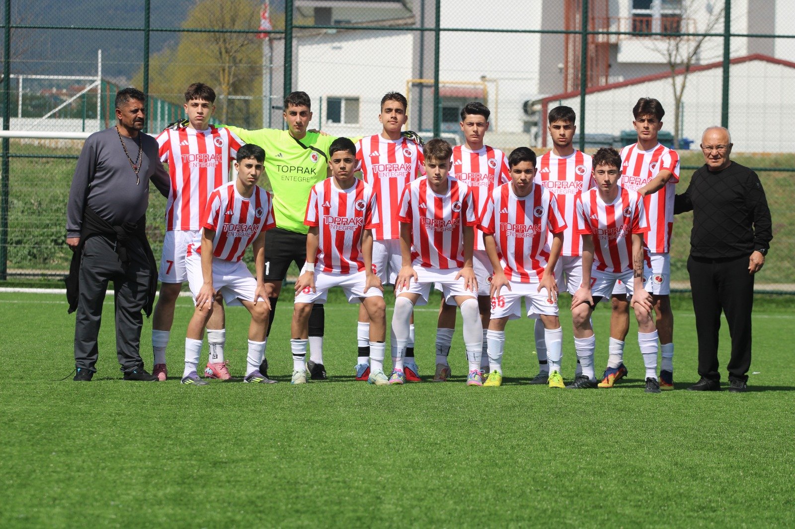 Elmadağgücü Finalde! Çelikorduspor’u Geçtiler