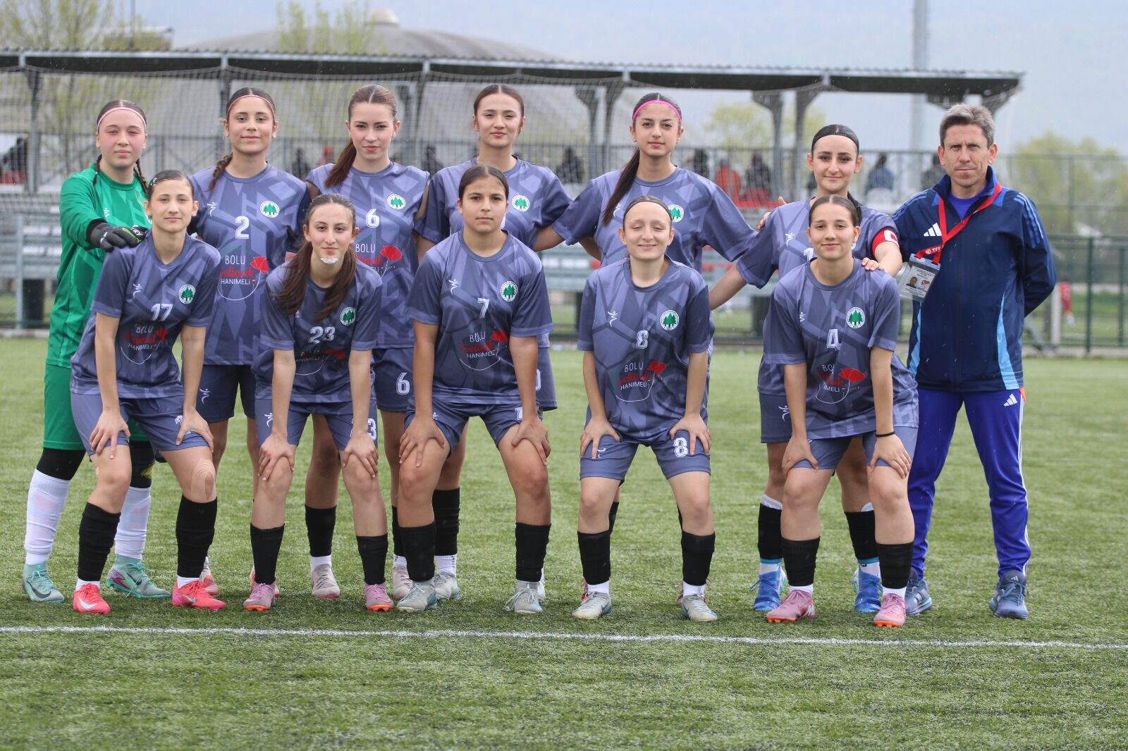 Bolu’nun Genç Kızları Sahaya Çıkıyor