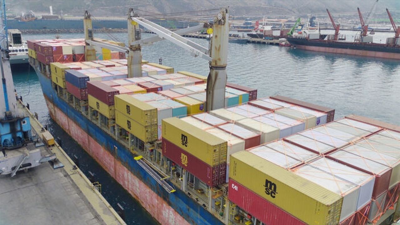 Katar'dan 522 yaşam konteyneri daha geldi