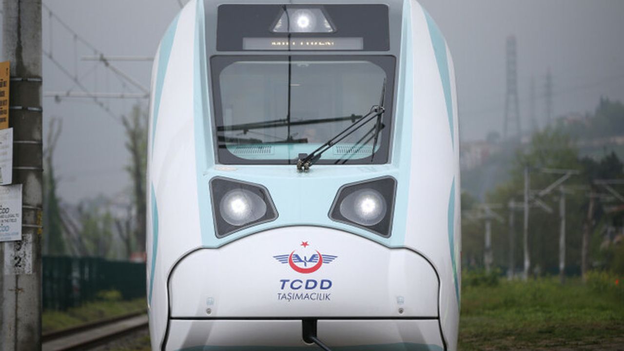 İlk Milli Elektrikli Tren Seti bugün İstanbul'da ziyarete açılacak
