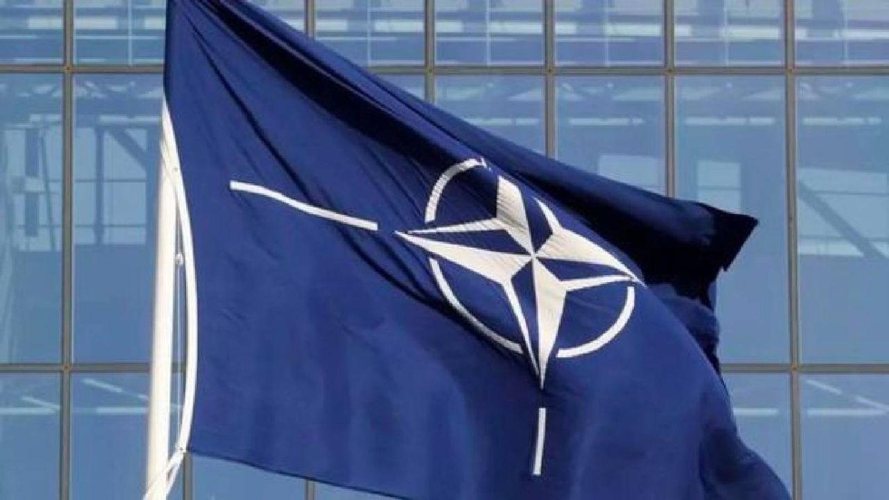 NATO'dan tartışma yaratacak açıklama: Ukrayna, Rusya'ya toprak verirse NATO'ya üye olabilir