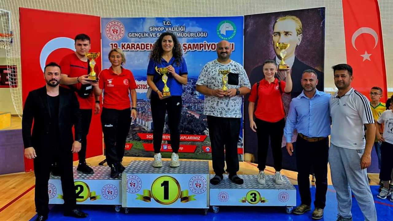 Sinop'ta 19'uncu Karadeniz Judo Turnuvası tamamlandı
