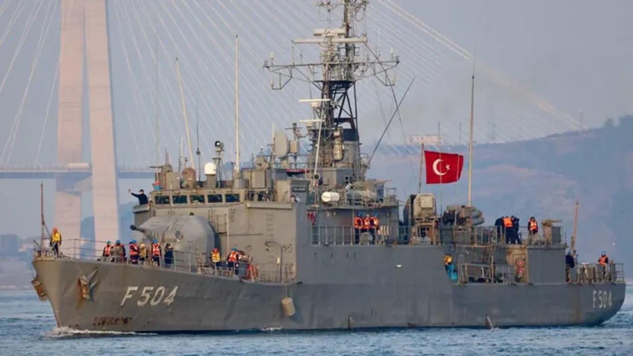 Türk savaş gemileri KKTC'ye gidiyor: Halkın ziyaretine açılacak