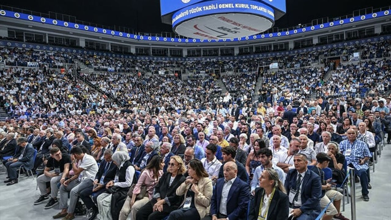 Fenerbahçe'den oylama sona erdi: Stadın ismi Atatürk olacak