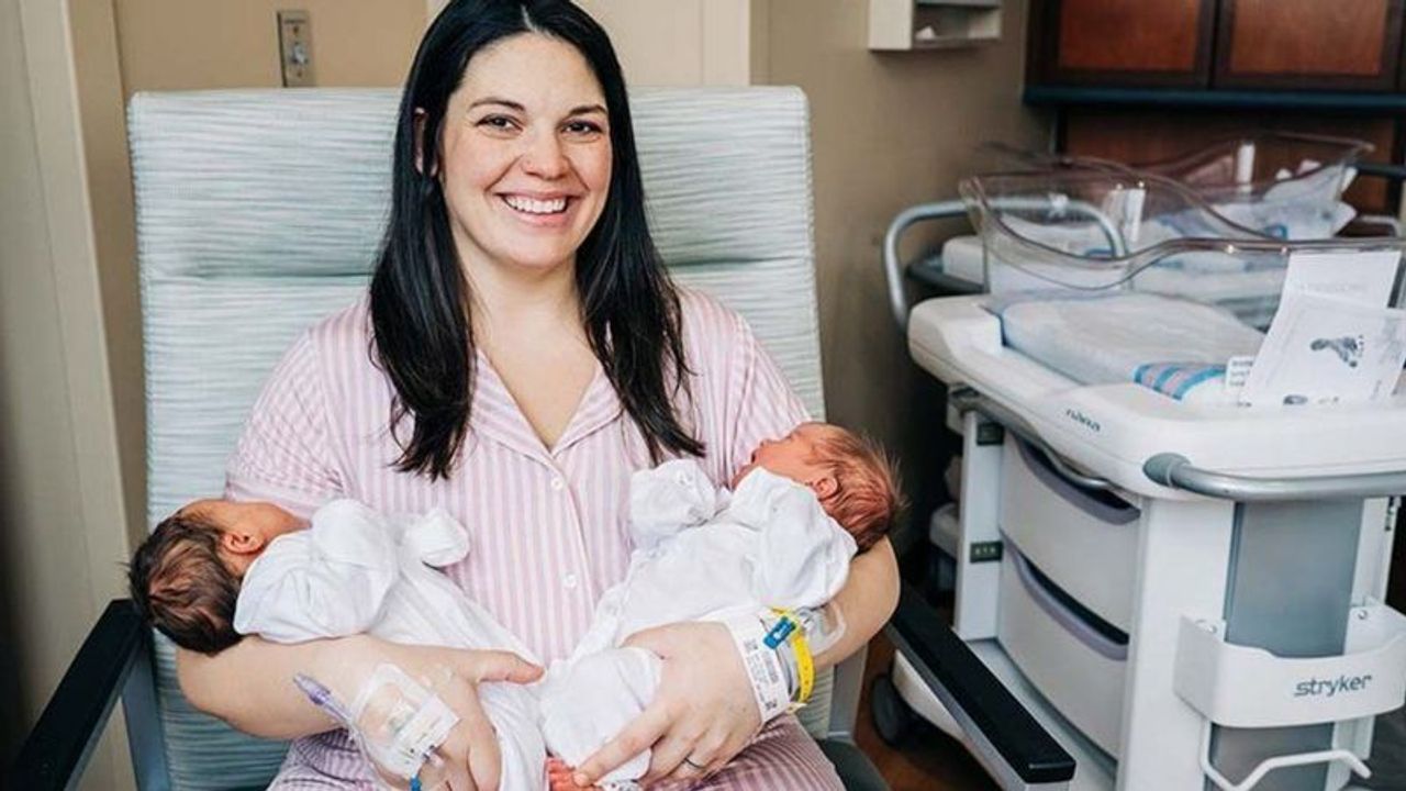 ABD'de çift rahimli bir kadın iki günde iki bebek doğurdu