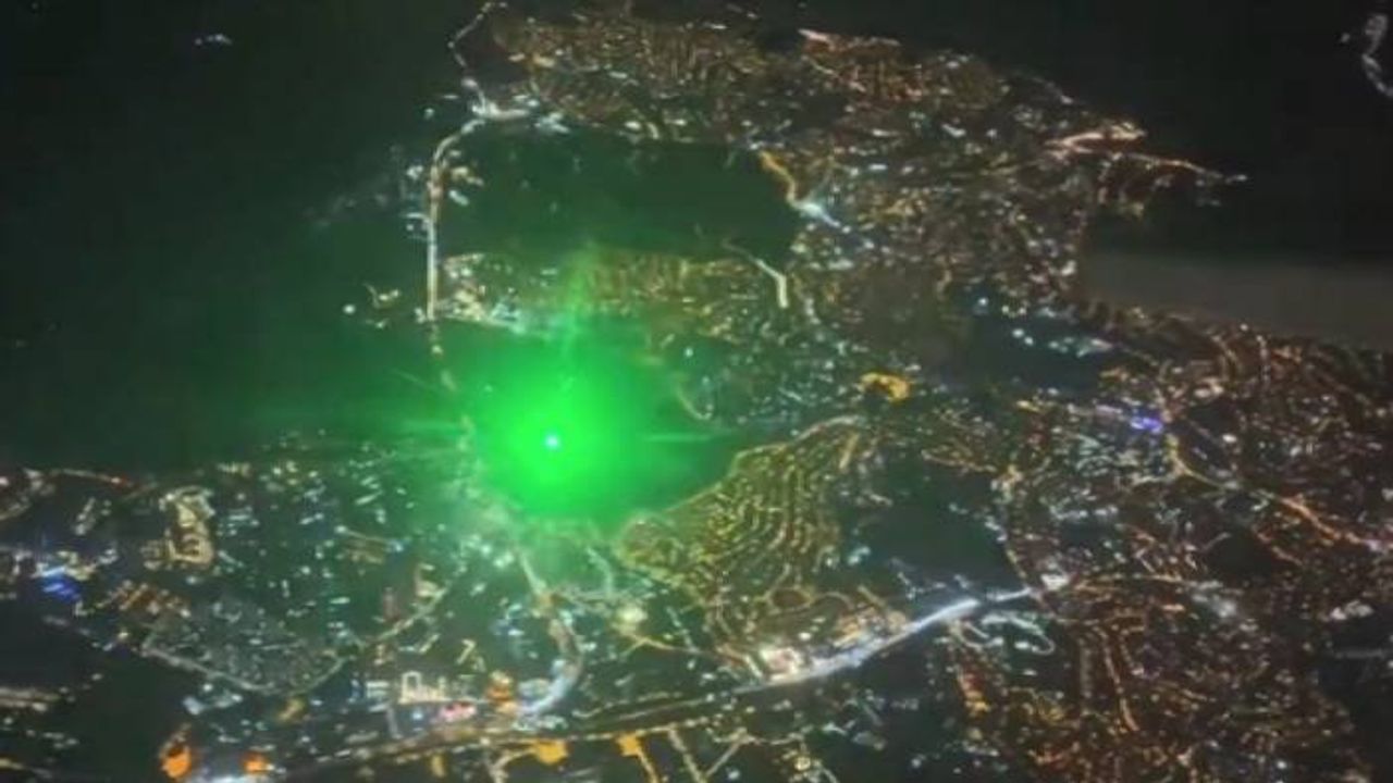 Türk Hava Yolları’nın uçağına lazer tutuldu