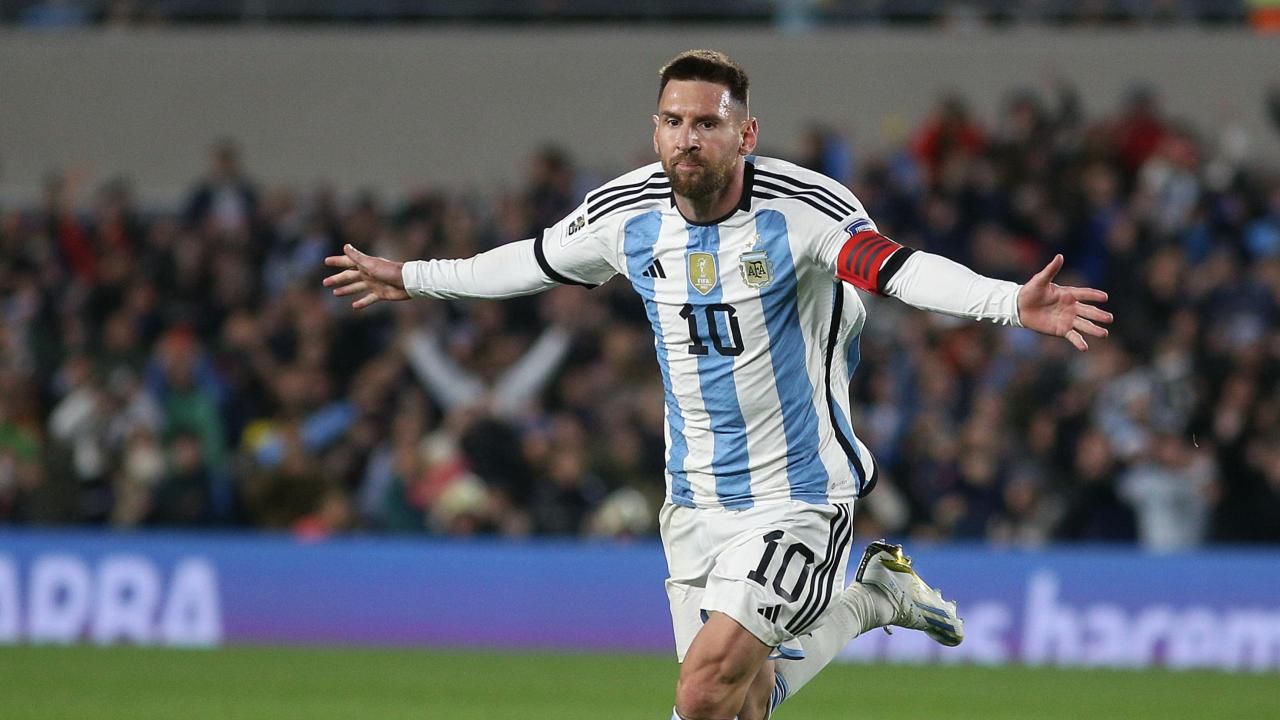 Messi'nin ilk sözleşmesinin imzalandığı peçete açık artırmaya çıkıyor