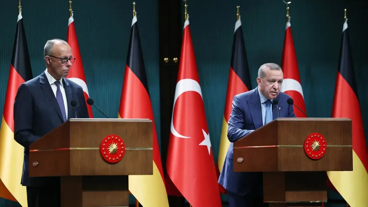 Cumhurbaşkanı Erdoğan'ın Almanya Başbakanı Merz'e İsrail tepkisi dünya basınında