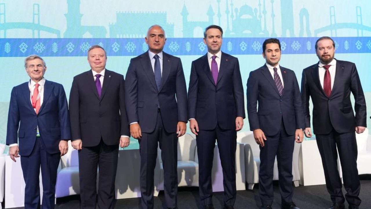 Bakan Bayraktar: "Akkuyu Nükleer Güç Santrali, enerji çeşitliliği yolculuğumuzda dönüm noktası olacak"