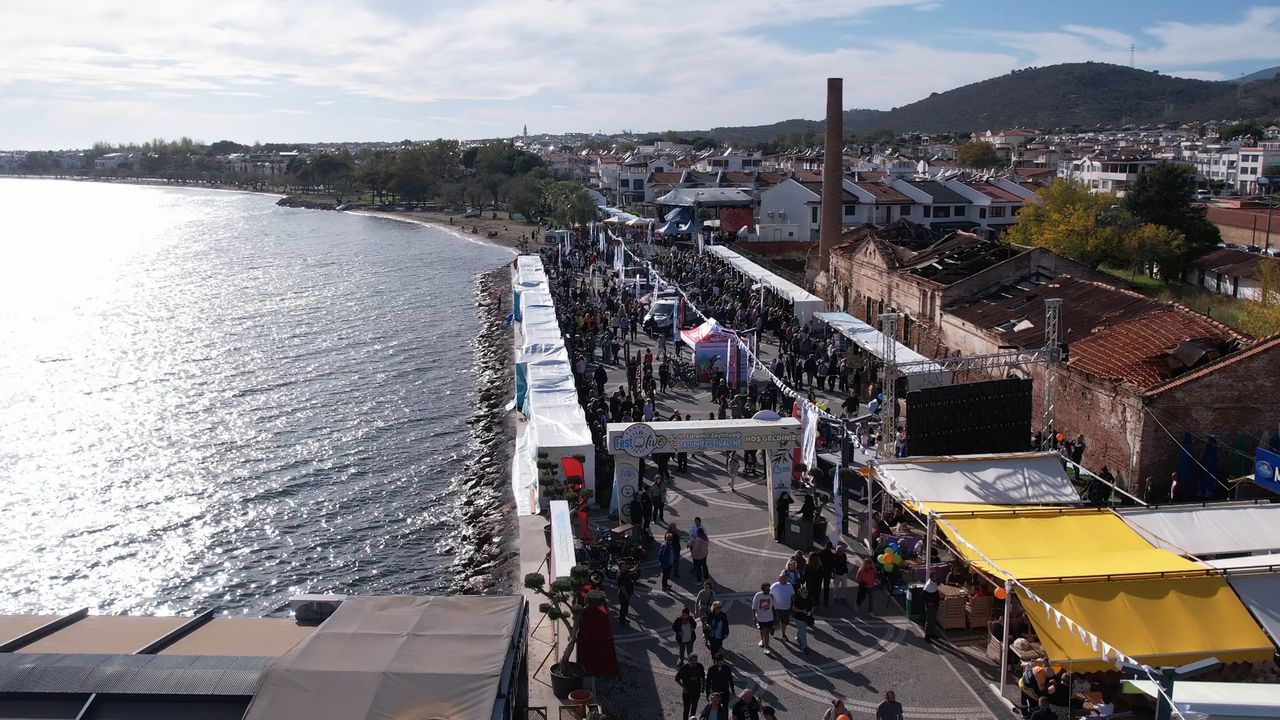 FestOlive Edremit Zeytinyağı Tadım Festivalini 57 bin kişi ziyaret etti