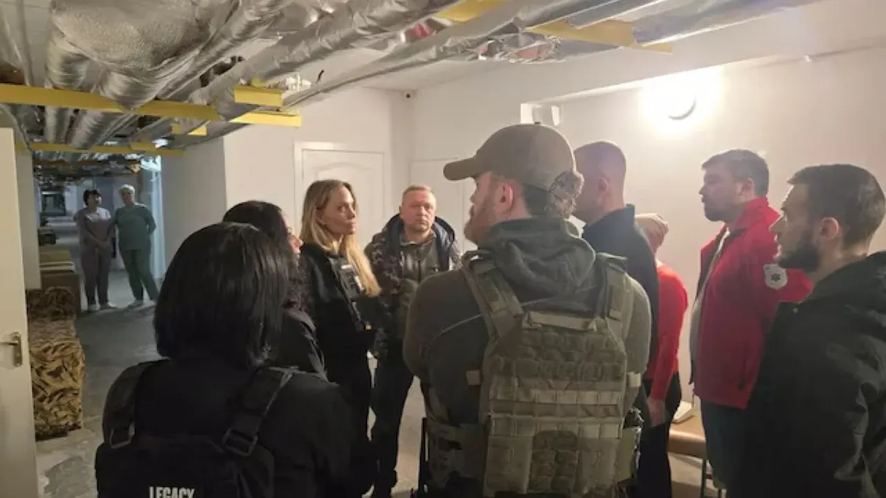 Angelina Jolie'nin Ukrayna ziyaretinde şoförü zorla askere alındı - Bolu Takip Gazetesi, Bolu haberleri, Bolu, Bolu Gündem, bolu belediyesi, tanju özcan, haber, yerel haber, bolu dağı, zam, asgari