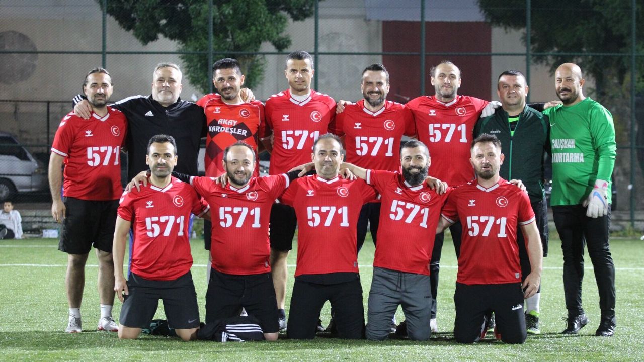 Lider 1453 Osmanlı Dur Durak Bilmiyor