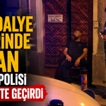 Sokakta sandalye üzerinde sızan şahıs polisi harekete geçirdi