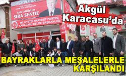 AKGÜL, BAYRAKLARLA MEŞALELERLE KARŞILANDI