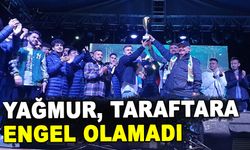 YAĞMUR, TARAFTARA ENGEL OLAMADI