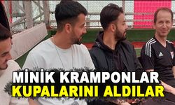 MİNİK KRAMPONLAR KUPALARINI ALDILAR