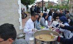 Kastamonu'da İlim Yayma Cemiyeti aşure etkinliği düzenledi