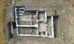Satala Antik Kenti'ndeki kazıda çok kollu şamdan bulundu