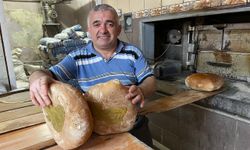 Zonguldak'ta fırıncı Mustafa Usta, Karadeniz'in lezzeti mancarlı ekmeği sofralara ulaştırıyor