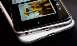 Apple, iPhone'ları kasıtlı olarak yavaşlattığı iddiaları üzerine ABD'de tazminat ödemeye başladı