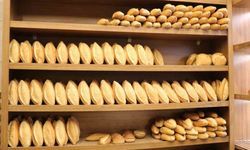 İzmir’de 220 gram ekmeğin fiyatı 9 lira olarak belirlendi.