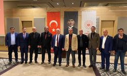 Gazeteciler, Zonguldak Valiliği'nin düzenlediği yemekte bir araya geldi