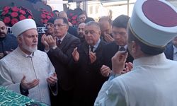 Belediye Başkanı Fırıncıoğlu'nun eşi dualarla uğurlandı