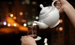 Bilim insanlarına göre çay içmek yaşlanmayı yavaşlatıyor