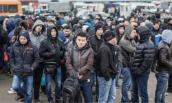 Rusya'da yılbaşı kutlamalarını fırsat bilen yetkililer göçmenleri yakalayıp askere aldı