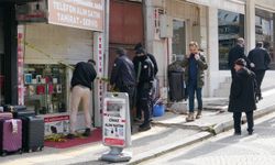 Şehrin en işlek caddesinde iş yerine silahlı saldırı: 1 yaralı