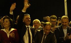 Zonguldak'ta CHP’li Tahsin Erdem’den seçim kutlaması