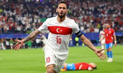 Cenk Tosun uzatmalarda Çekya'yı yıktı Azerbaycan ordusu kendinden geçti