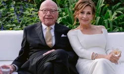 93 yaşındaki medya milyarderi Rupert Murdoch 5. kez evlendi