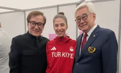 Paralimpik Oyunları'nda ilk madalyayı alan Meryem Betül Çavdar'dan Jackie Chan paylaşımı