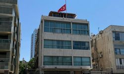 Türkiye'nin Tel Aviv Büyükelçiliği ve Kudüs Başkonsolosluğunda bayraklar yarıya indirildi