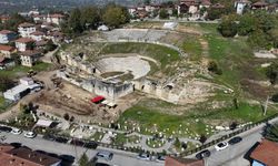 Başkan Özlü’den bin kişilik konser salonu müjdesi