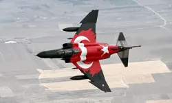 Eskişehir'de F-4E uçaklarından 50. yıla özel "yer hedeflerine taarruz eğitimi" uçuşu