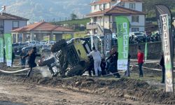 Off-Road yarışında heyecanlandıran kaza