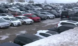 Uludağ'da sezonun yoğunluk rekoru: Otaparklarda yer bulunamıyor