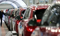 Türkiye'de en çok satılan 10 otomobilin son 1 yıllık fiyat değişimi