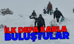 İlk defa karla buluşan öğrenciler kar keyfini yaşadı