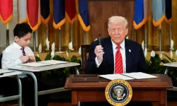 Donald Trump imzayı attı: ABD'de Eğitim Bakanlığı kapatıldı