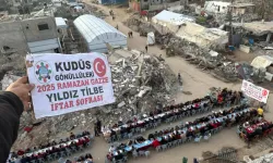 Sanatçı Yıldız Tilbe Gazze'de 4 bin kişilik iftar yemeği verdi