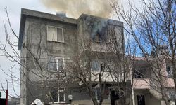 Bandırma'da çıkan ev yangını kontrol altına alındı