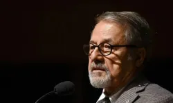 Naci Görür: Evinizde hasar yoksa girebilirsiniz