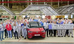 Volkswagen, Almanya fabrikasında 1 milyonuncu elektrikli aracını üretti