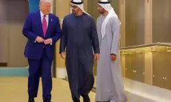Donald Trump'ın Körfez turu ilginç karşılama törenlerine sahne oldu