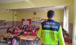 Jandarma ekiplerinden 125 öğrenciye güvenlik trafik eğitimi