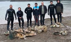 Yağmur altında deniz dibi temizliği
