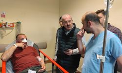 Vali Toraman otobüs kazasında yaralananları ziyaret etti